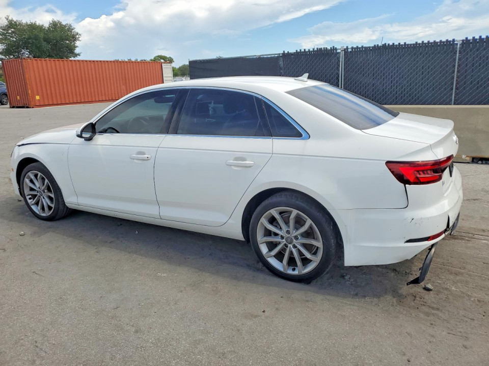 Audi A4 2019 — Copart