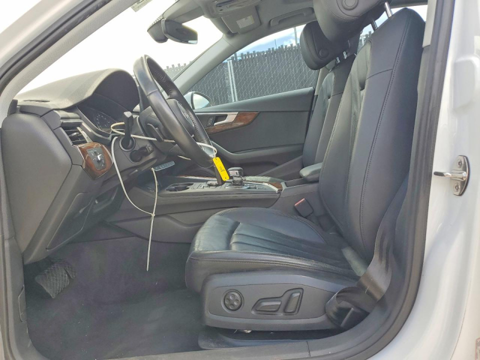 Audi A4 2019 — Copart