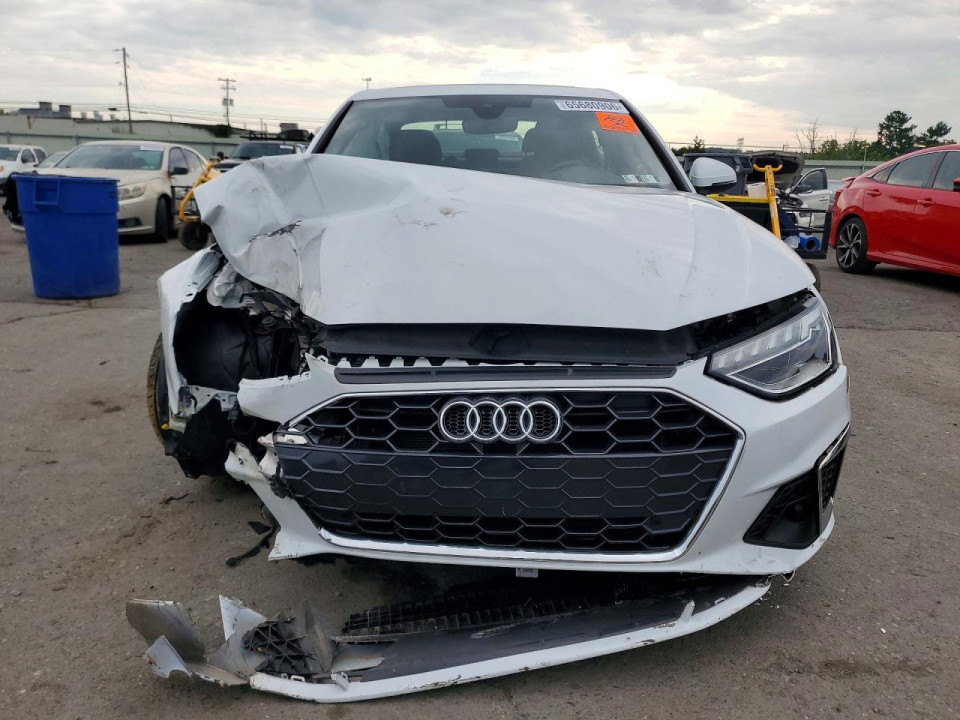 Audi A4 2023 — Copart