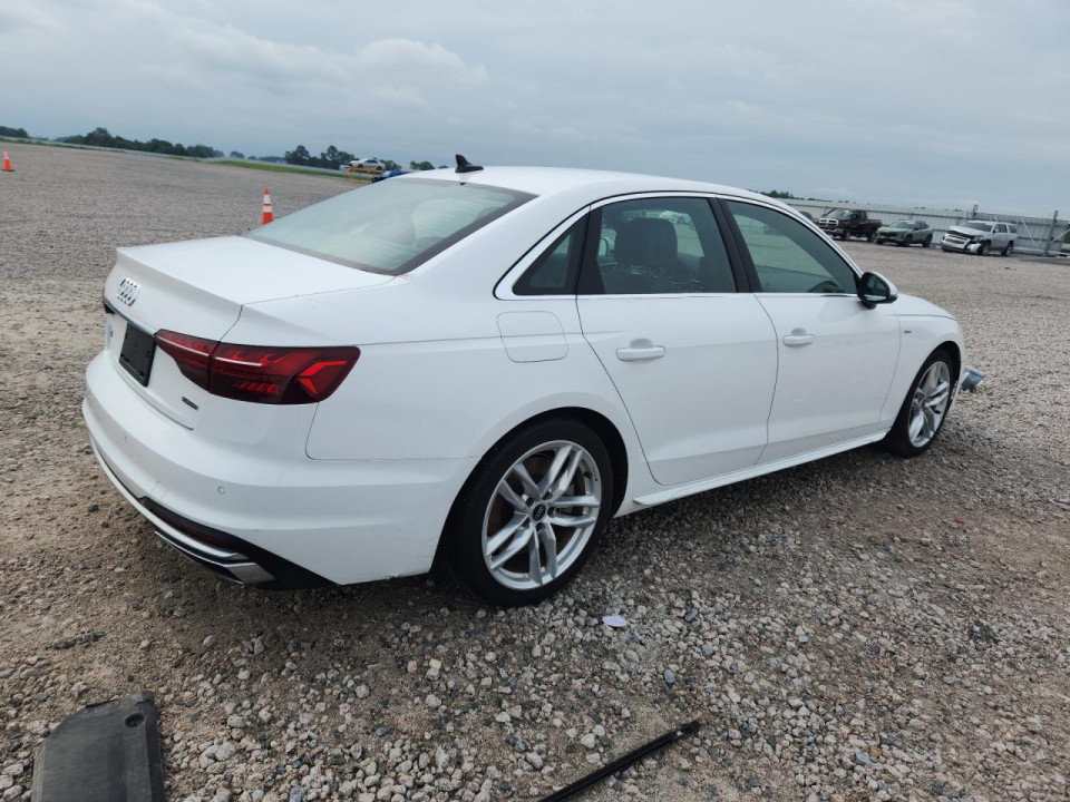 Audi A4 2024 — Copart