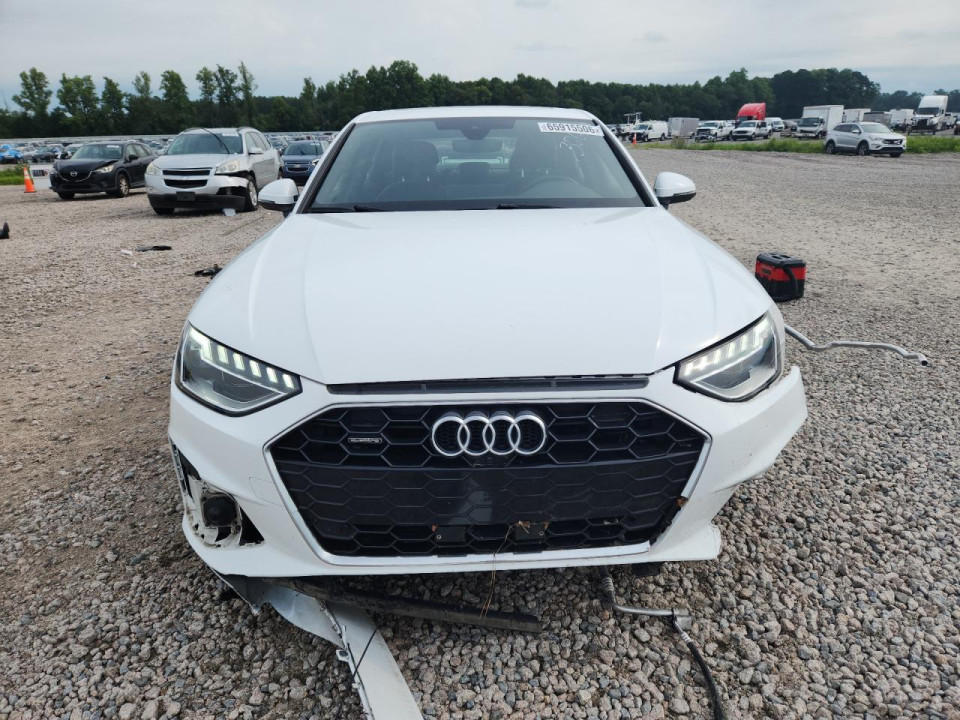 Audi A4 2024 — Copart