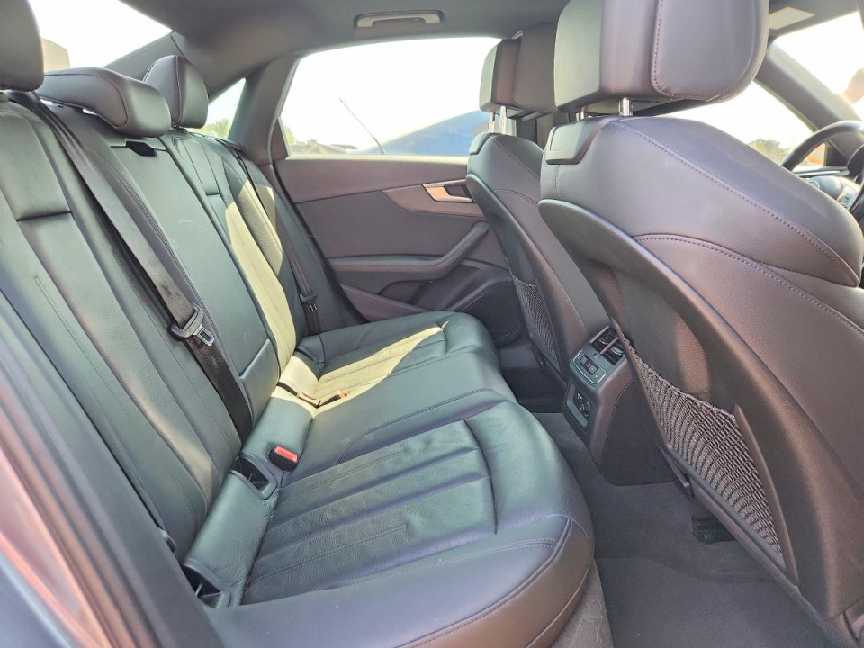 Audi A4 2019 — Copart