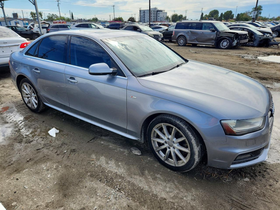 Audi A4 2015 — Copart