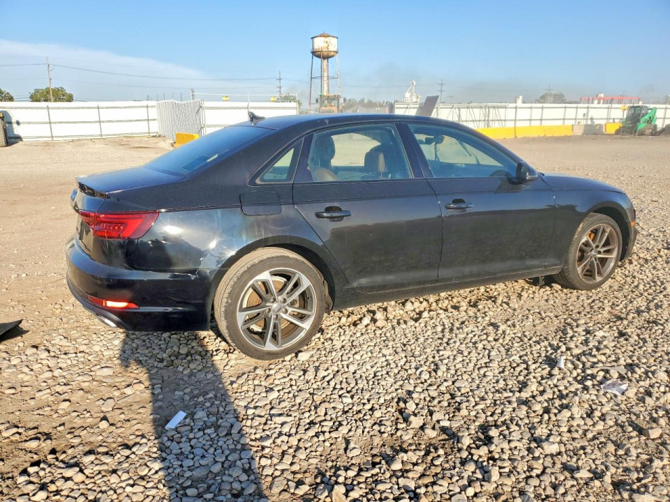 Audi A4 2019 — Copart