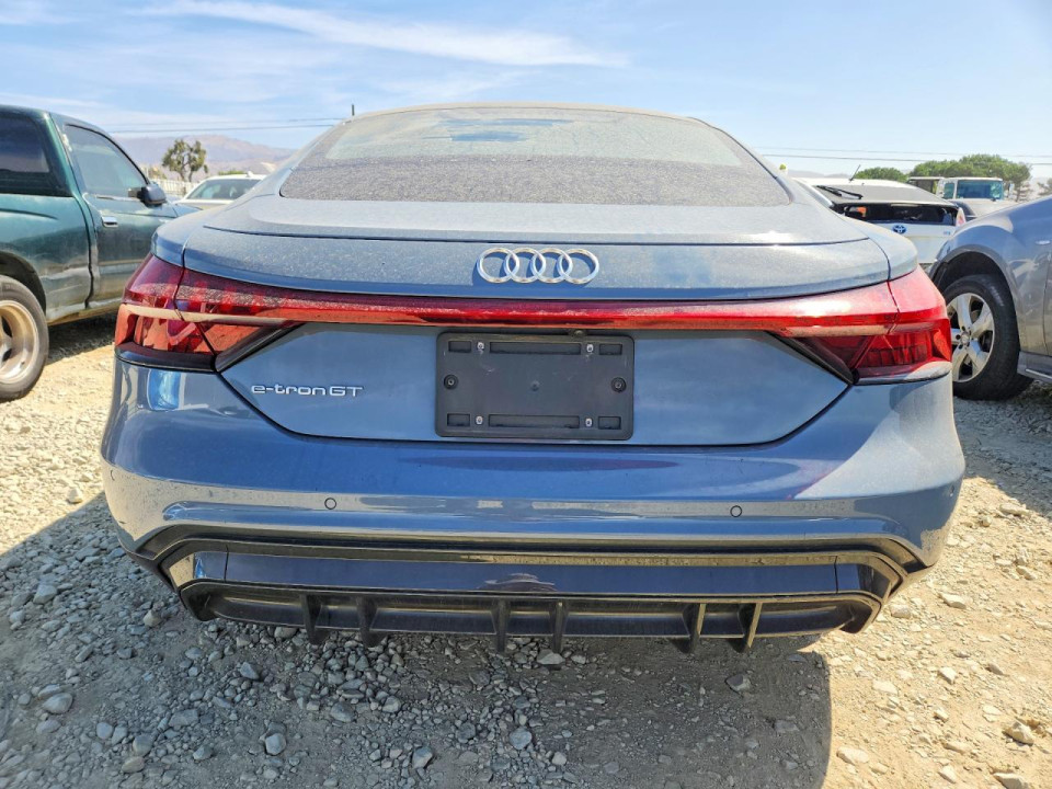 Audi E-TRON GT 2022 — Copart