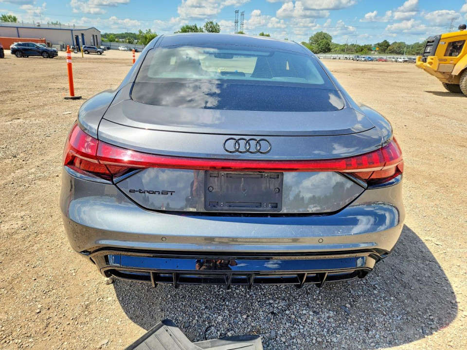 Audi E-TRON GT 2022 — Copart