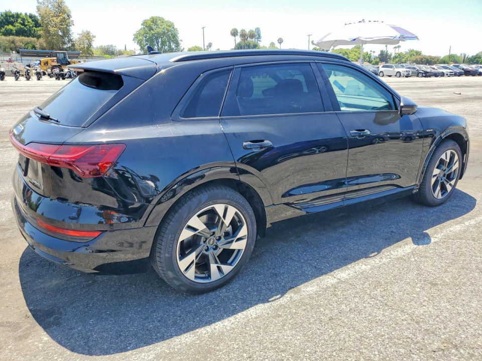 Audi E-TRON 2021 — Copart