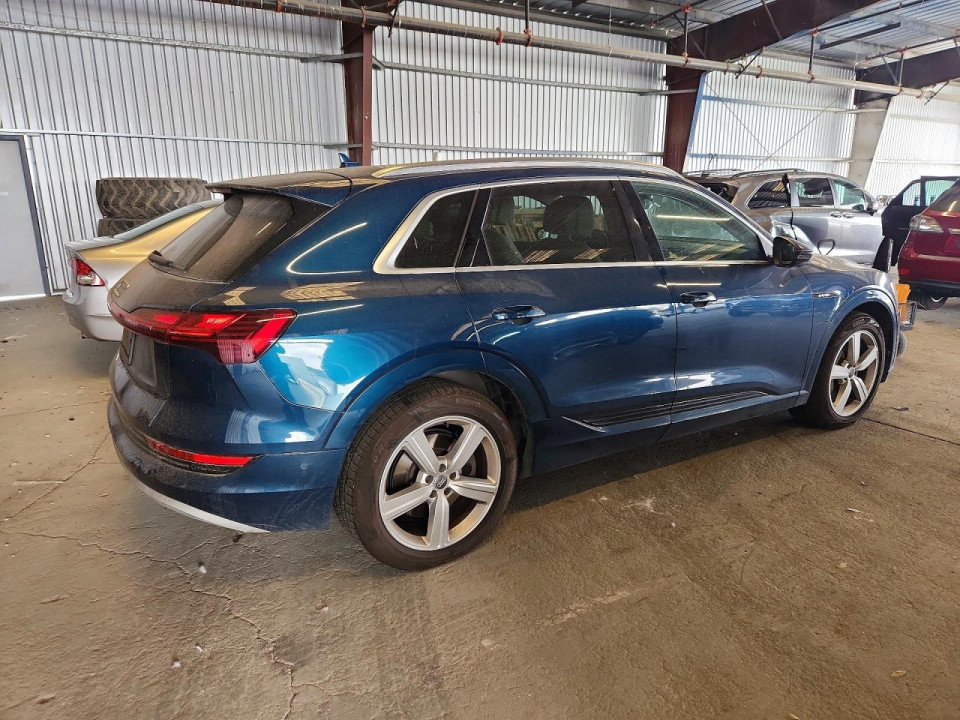Audi E-TRON 2019 — Copart