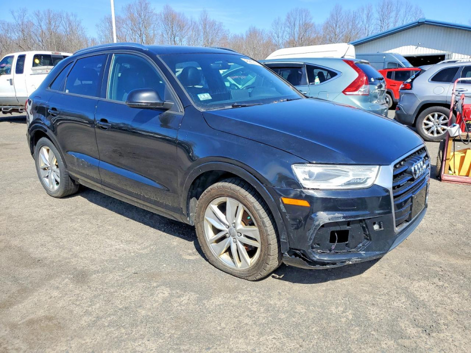 Audi Q3 2017 — Copart
