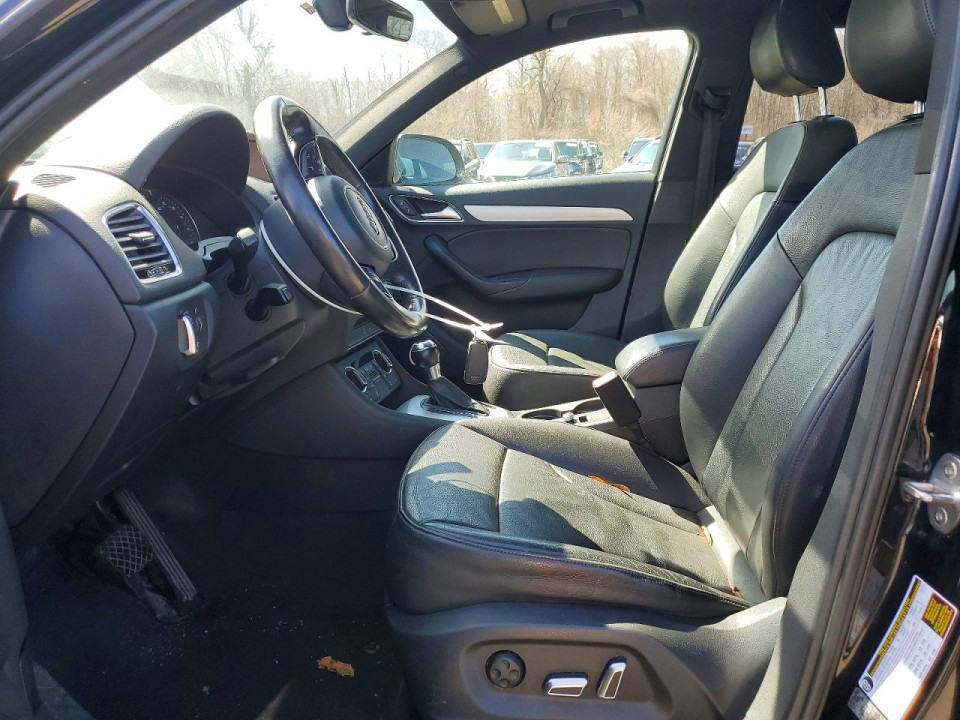 Audi Q3 2017 — Copart
