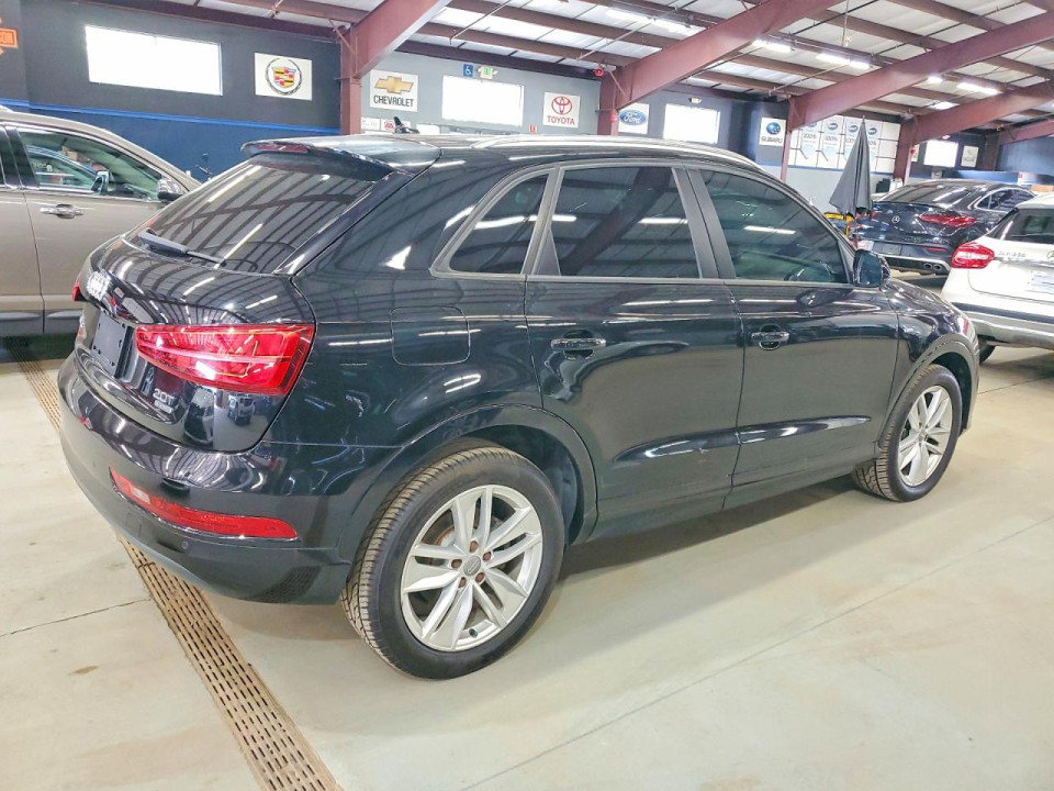Audi Q3 2018 — Copart
