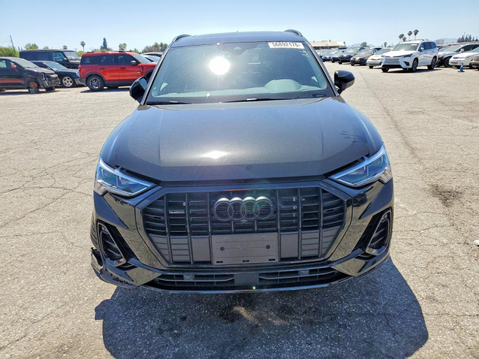 Audi Q3 2024 — Copart