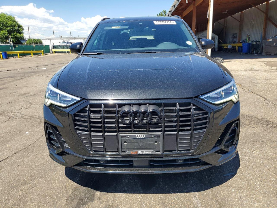 Audi Q3 2023 — Copart