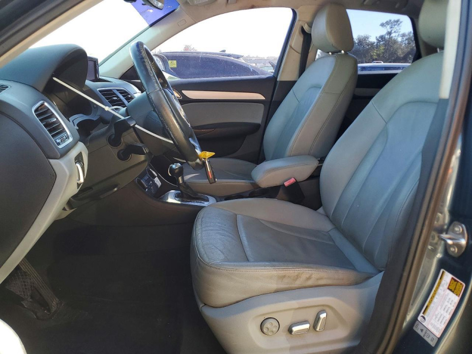 Audi Q3 2017 — Copart