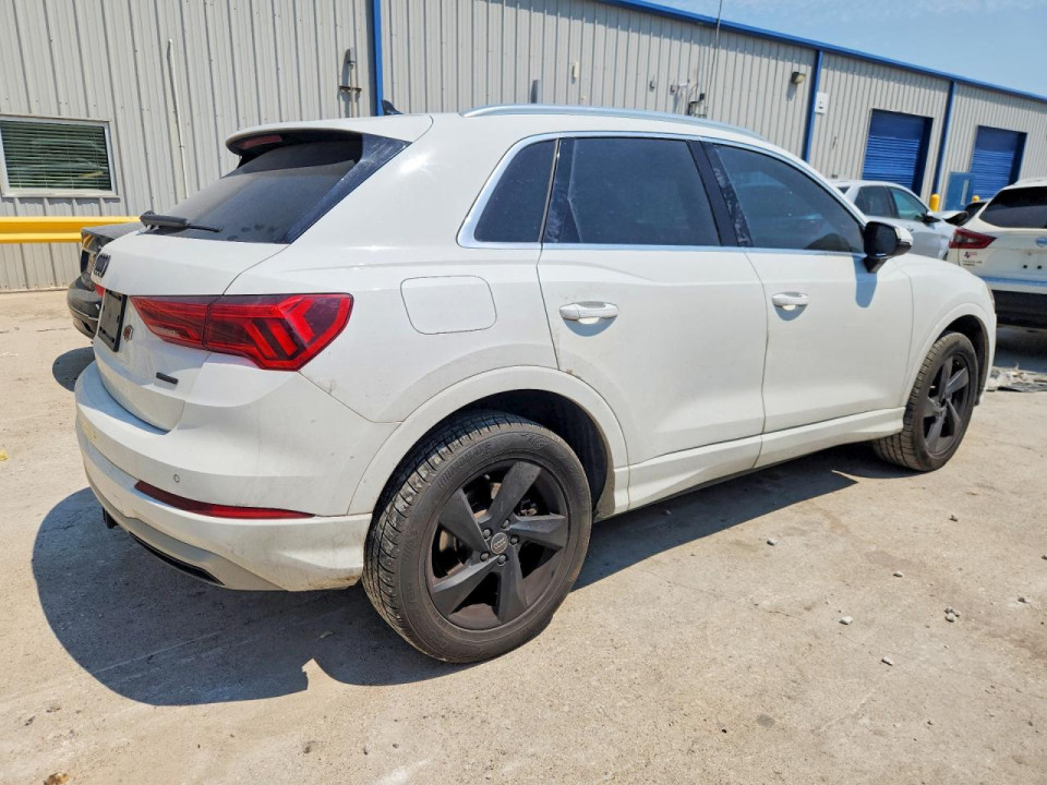 Audi Q3 2019 — Copart