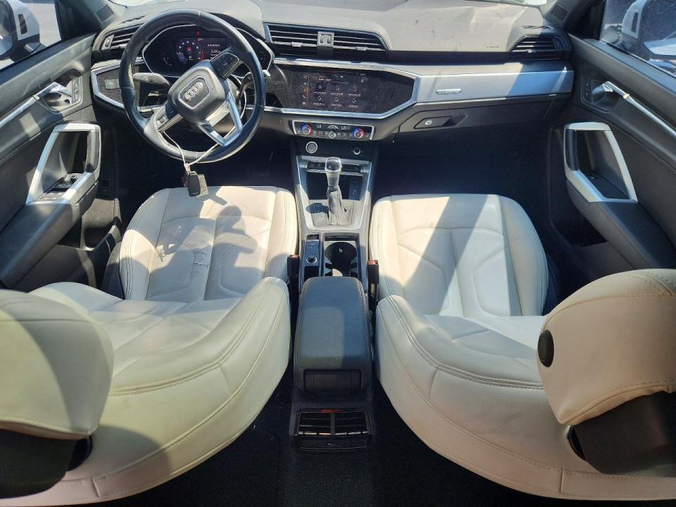 Audi Q3 2019 — Copart