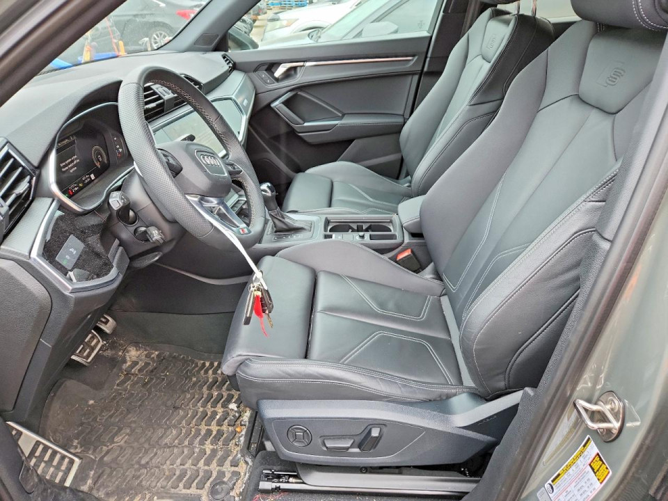 Audi Q3 2025 — Copart
