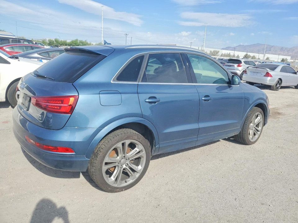 Audi Q3 2016 — Copart
