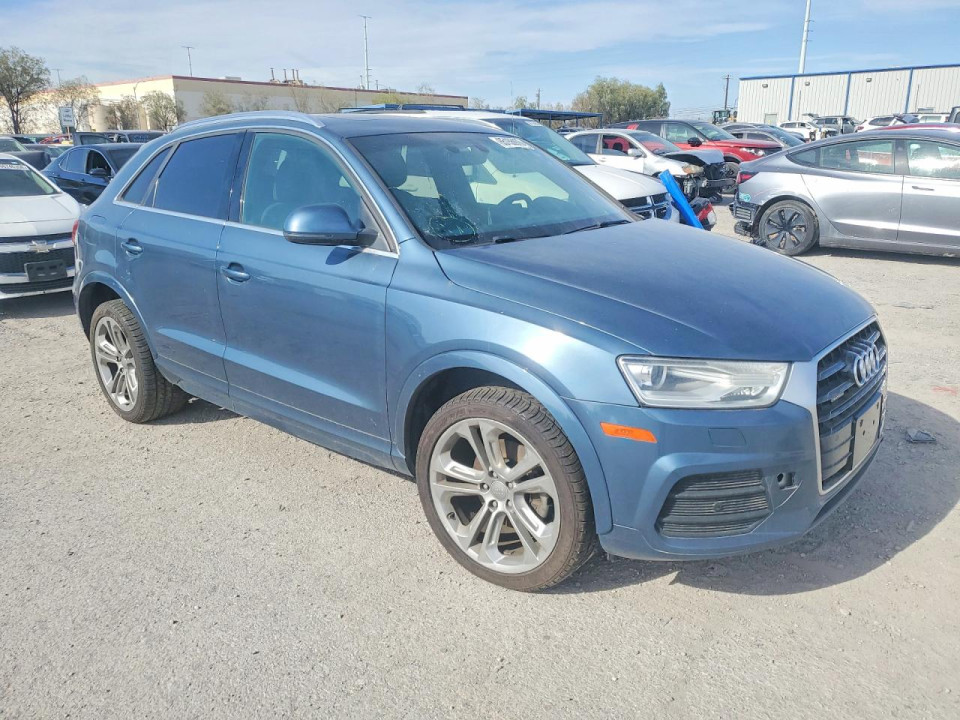 Audi Q3 2016 — Copart