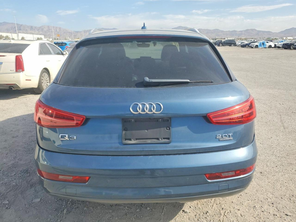 Audi Q3 2016 — Copart