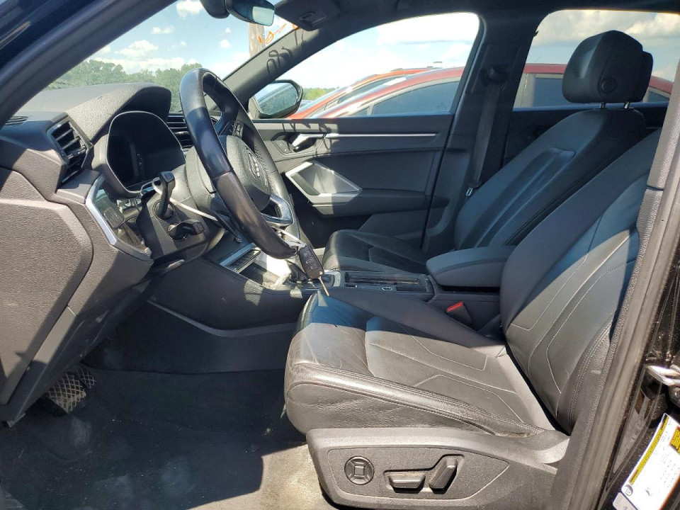 Audi Q3 2022 — Copart