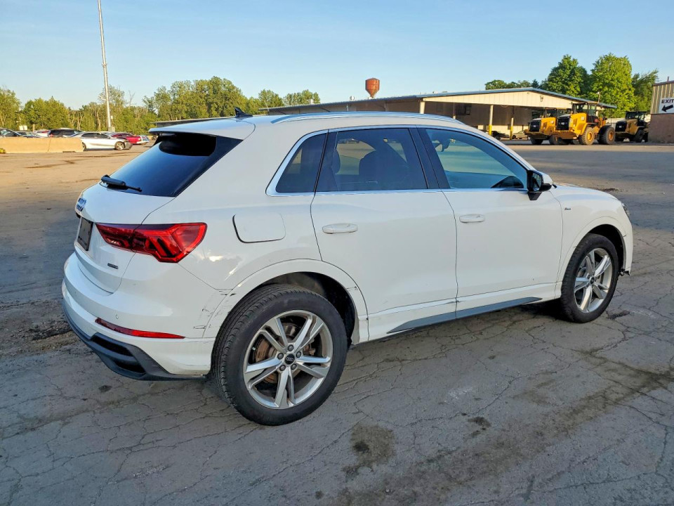Audi Q3 2024 — Copart