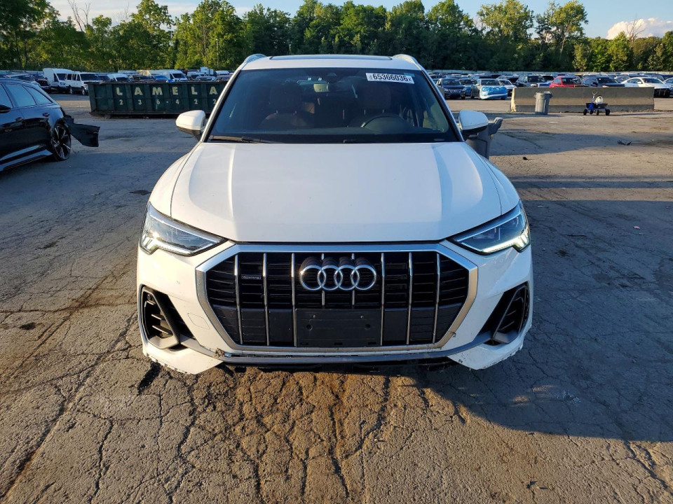 Audi Q3 2024 — Copart