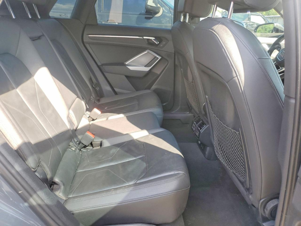 Audi Q3 2020 — Copart