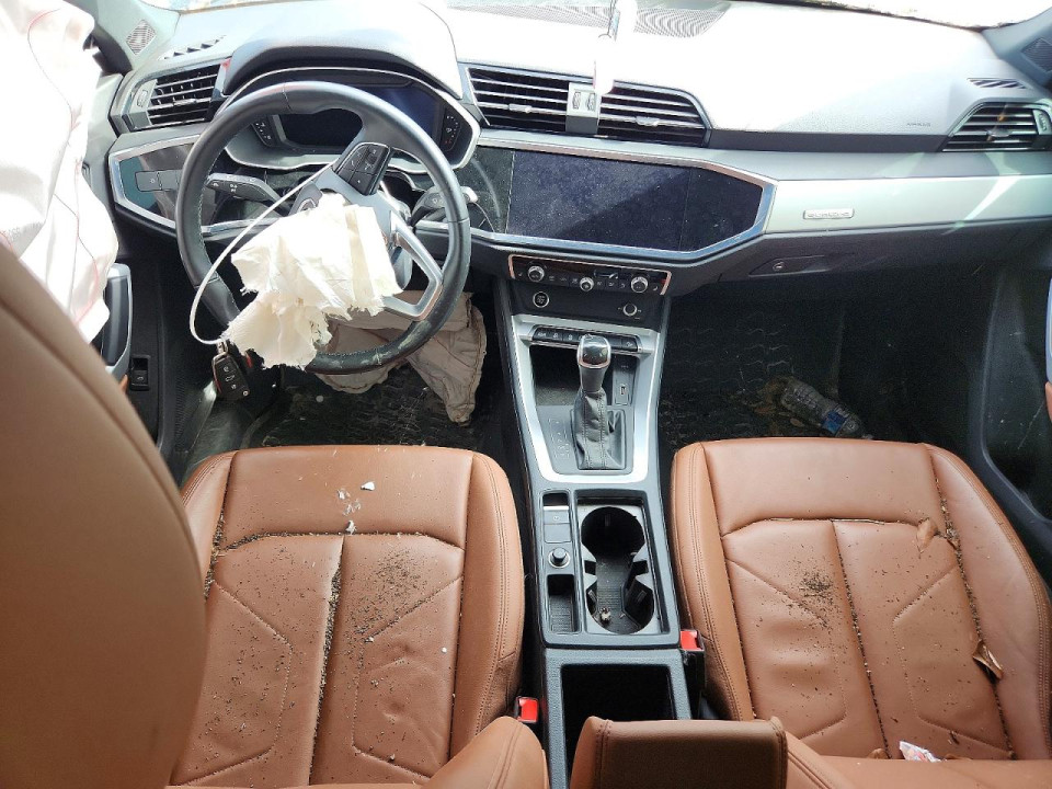 Audi Q3 2021 — Copart