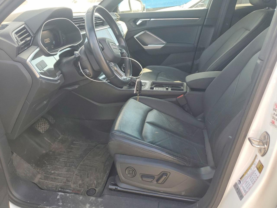 Audi Q3 2021 — Copart