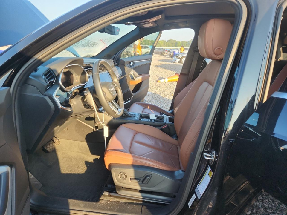 Audi Q3 2020 — Copart