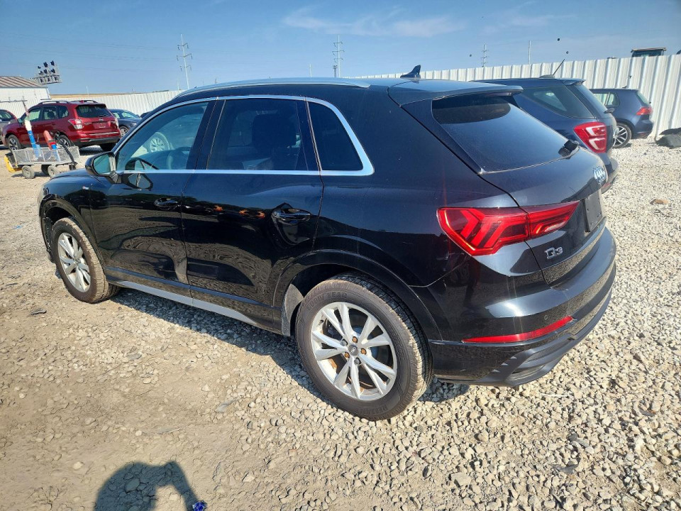 Audi Q3 2021 — Copart