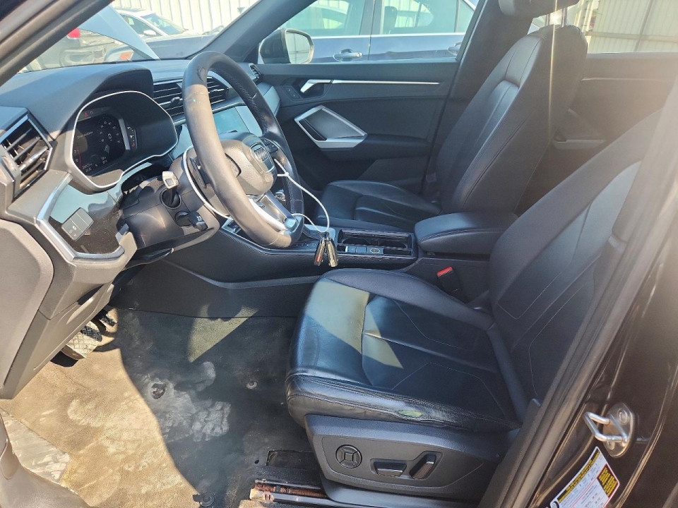 Audi Q3 2021 — Copart