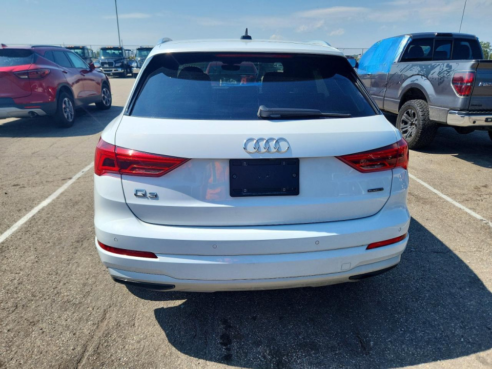 Audi Q3 2022 — Copart