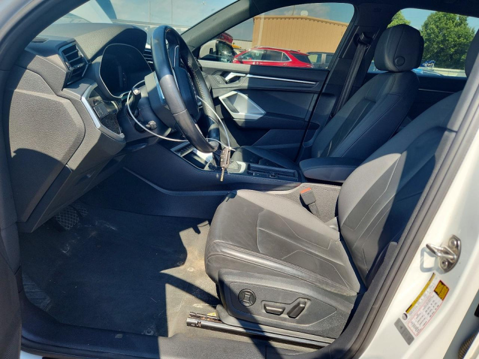 Audi Q3 2022 — Copart