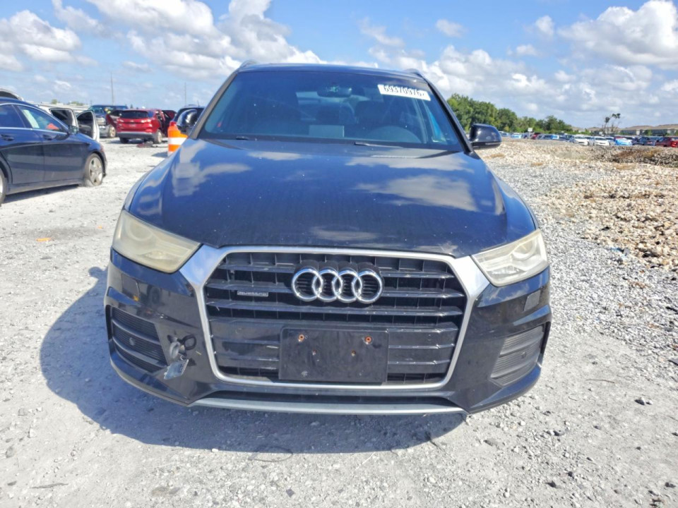 Audi Q3 2017 — Copart