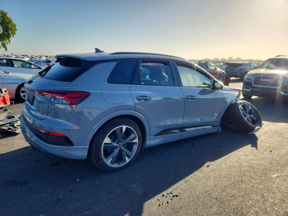 Audi Q4 E-TRON 2024 — Copart