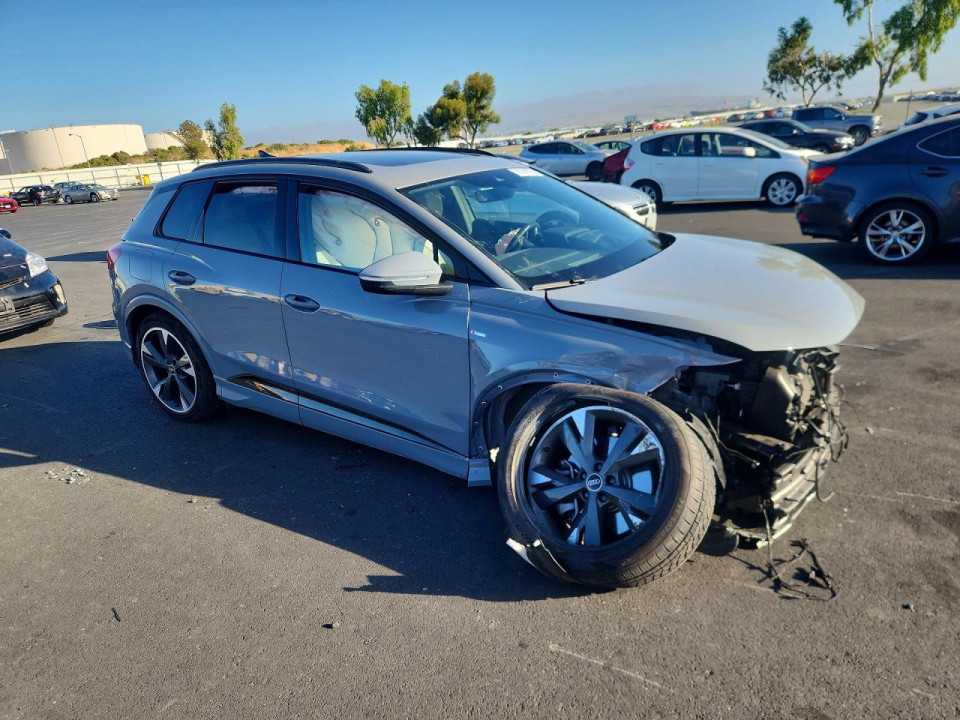 Audi Q4 E-TRON 2024 — Copart