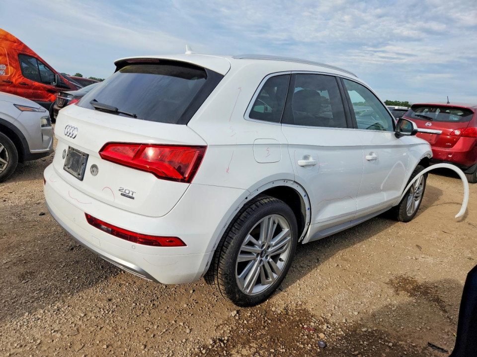 Audi Q5 2018 — Copart