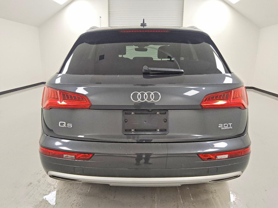 Audi Q5 2018 — Copart