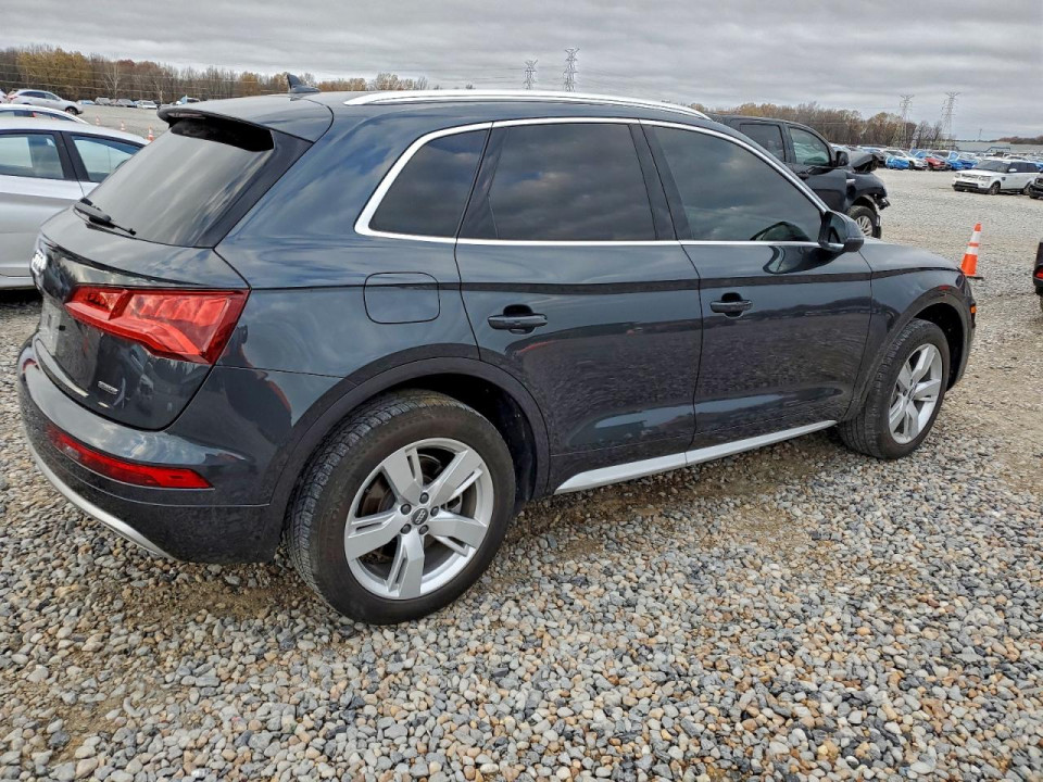 Audi Q5 2019 — Copart