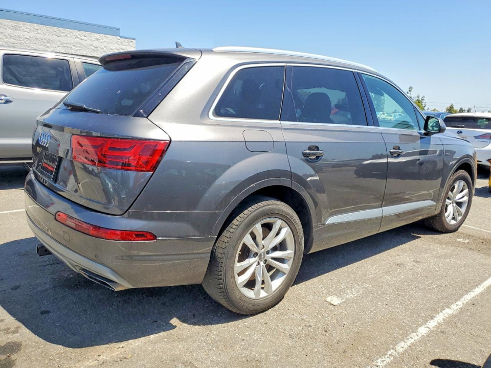 Audi Q7 2019 — Copart