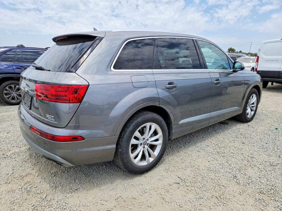 Audi Q7 2017 — Copart