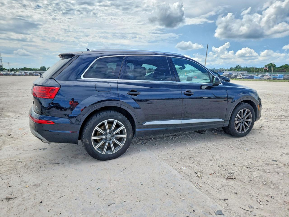 Audi Q7 2017 — Copart
