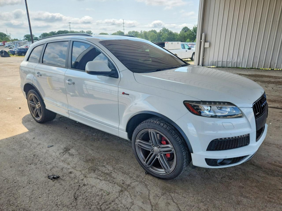 Audi Q7 2015 — Copart