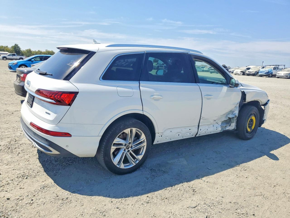 Audi Q7 2023 — Copart