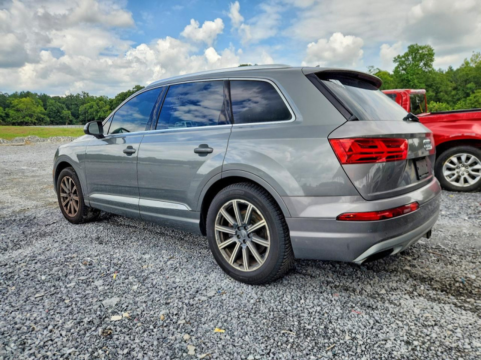 Audi Q7 2017 — Copart