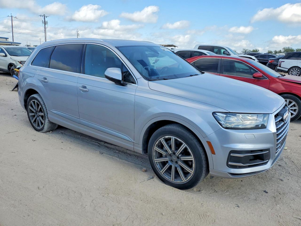 Audi Q7 2017 — Copart