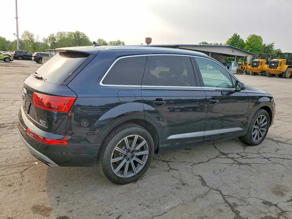 Audi Q7 2017 — Copart