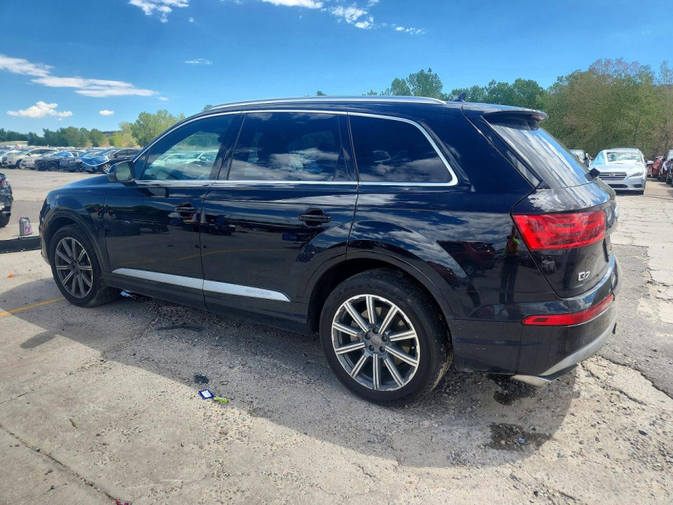 Audi Q7 2017 — Copart